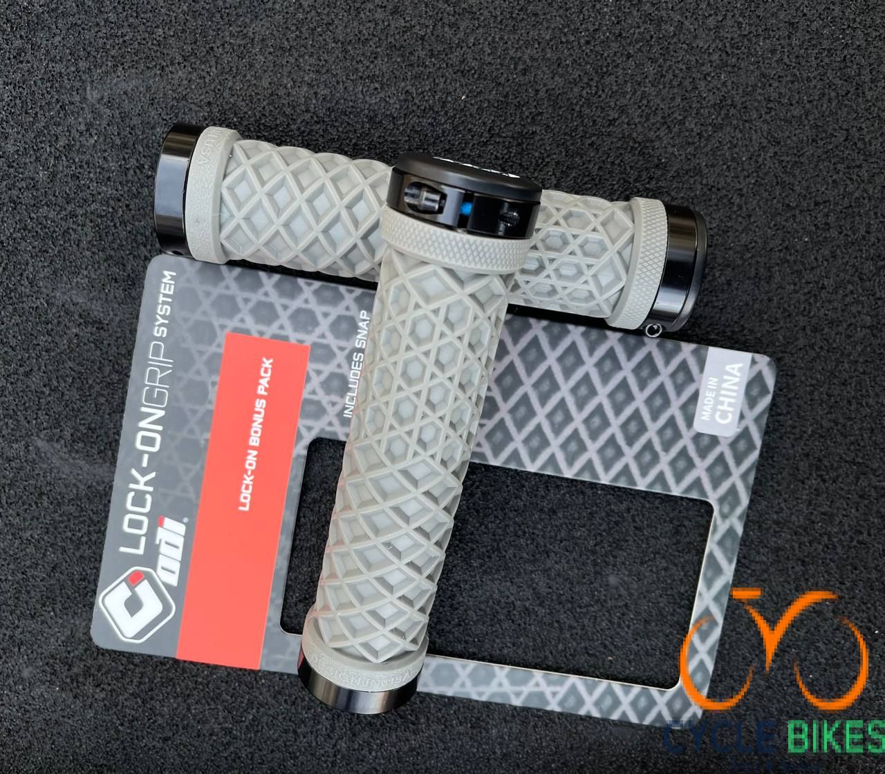 ODI Vans Lock-On Grips